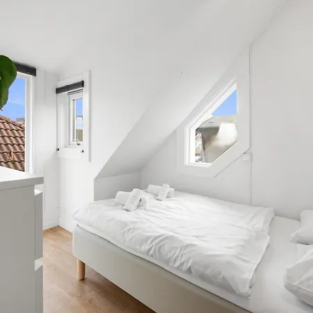 Center With Balcony * Bergen